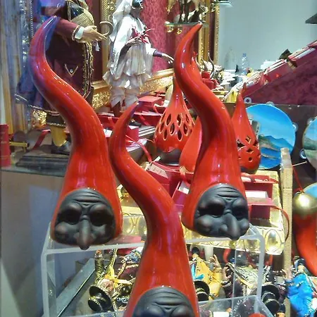 Ocurniciell 3* Napoli