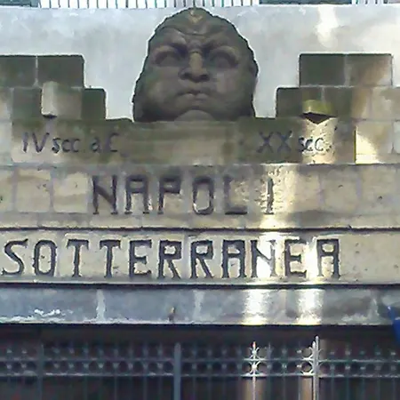 Ocurniciell Naples