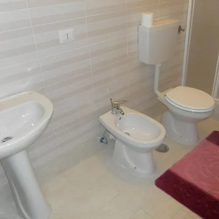 Ocurniciell 3* Naples